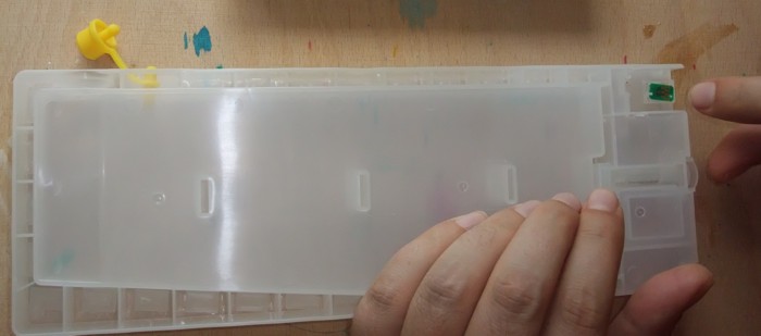 Chip der Tintenpatronen umkleben beim Epson B500DN